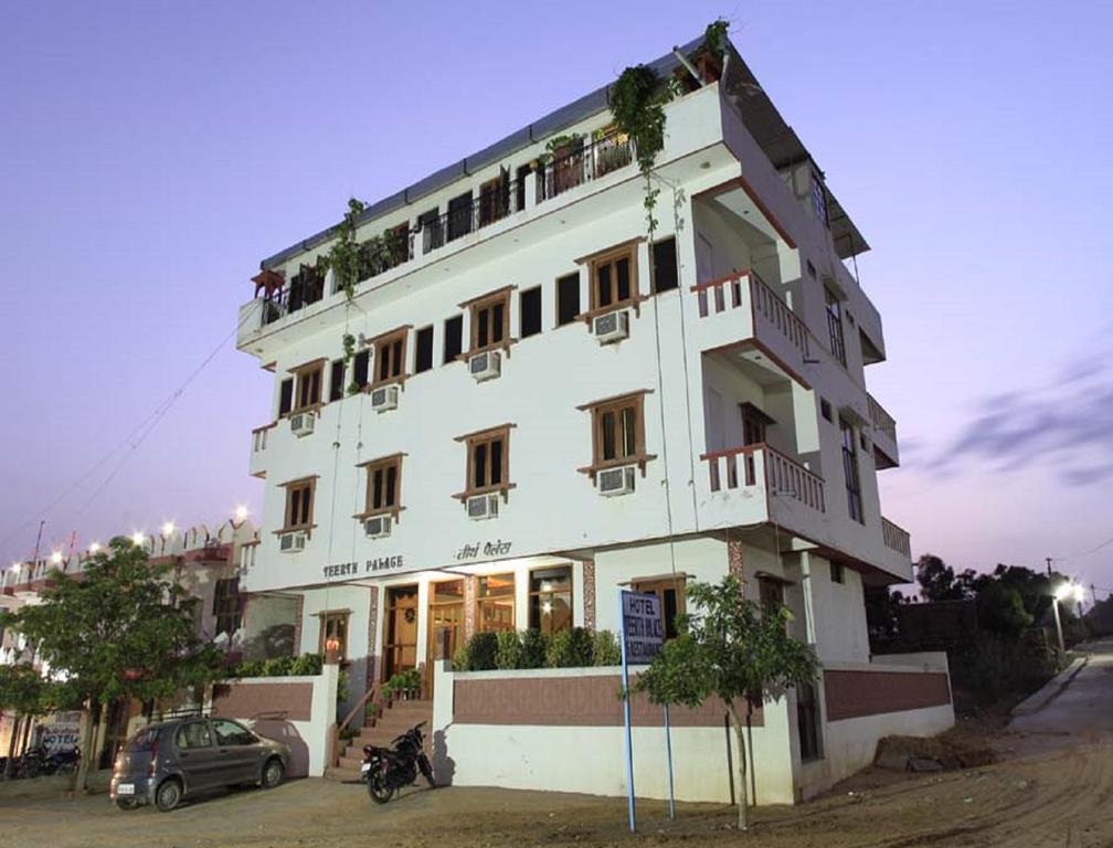 Teerth Palace פושקאר מראה חיצוני תמונה